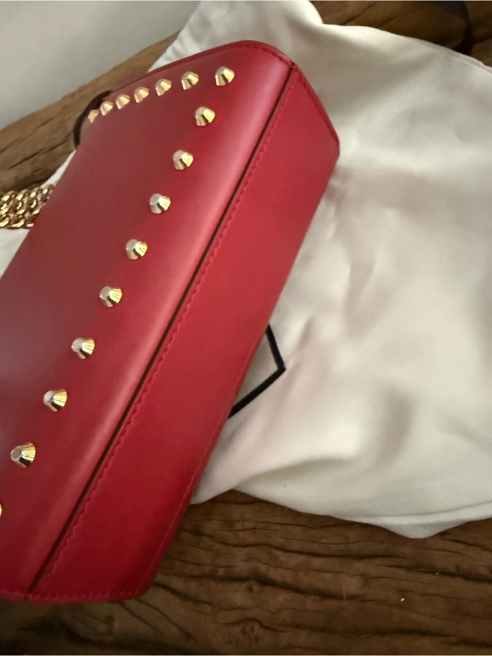 Gucci Red Leather padlock Pearl-Embellished Chain Crossbody Bag, dust bag,COA - Picture 8 of 15
